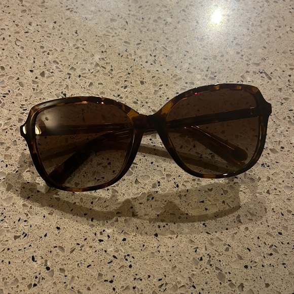 COACH Sunglasses - Picture 2 of 4
